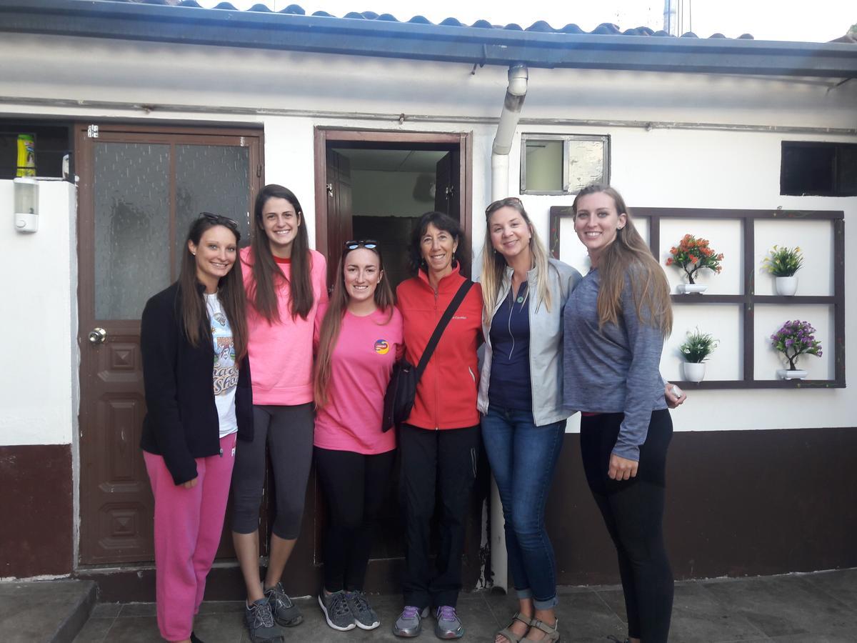 The Backpacker Hostal Ibarra Exterior foto